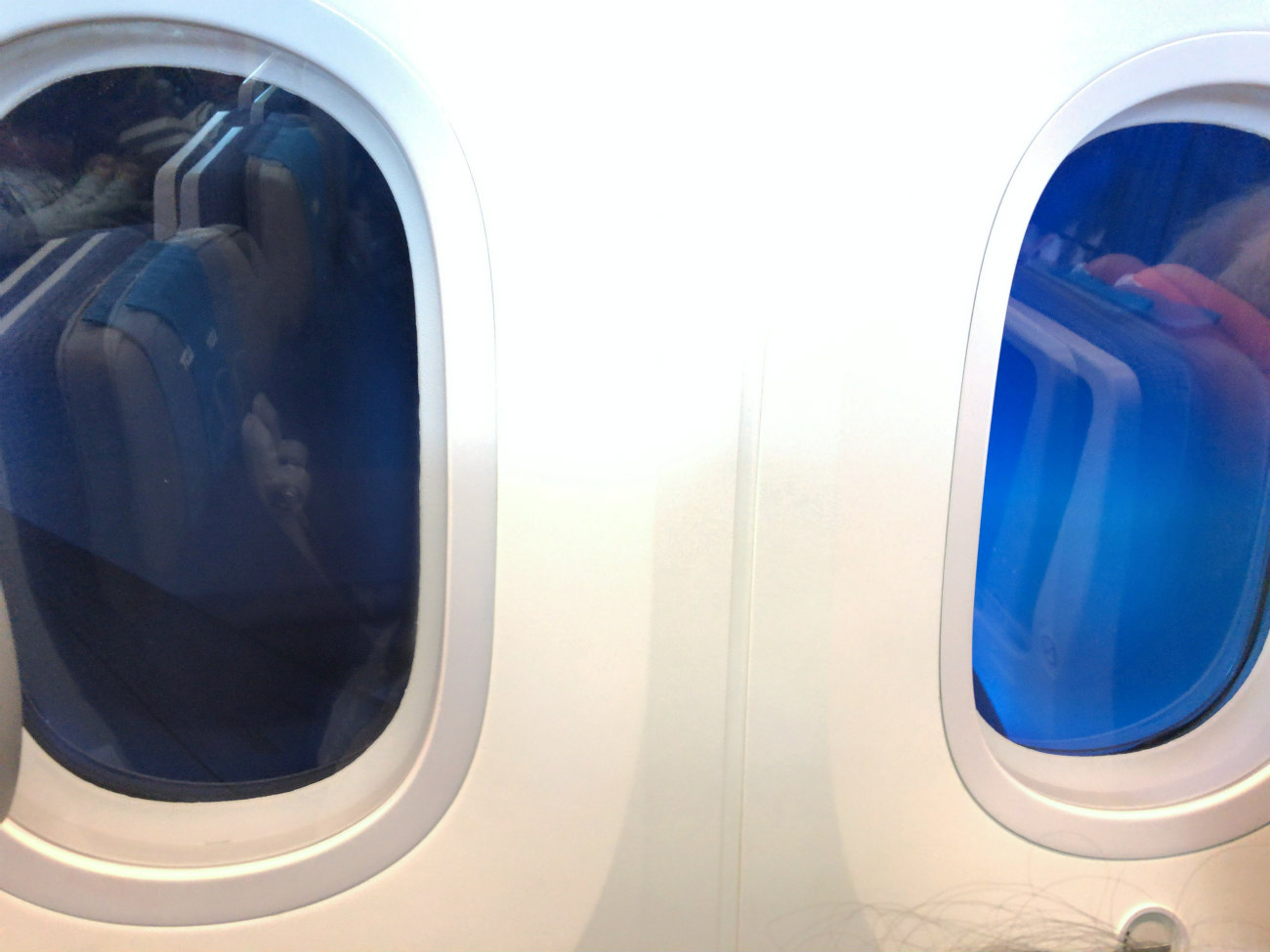 機内の窓